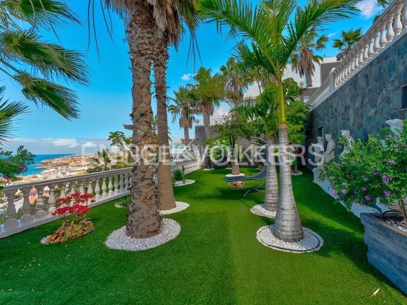 Foto 74da40fd-7384-417e-91b7-9c5d70f27e39. Casa amb aparcament piscina a San Eugenio Alto Adeje