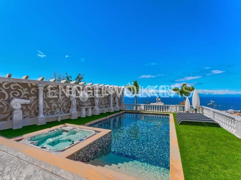 Foto fd59dc79-5e0d-4ce6-bb36-ac4290cc12e5. Casa amb aparcament piscina a San Eugenio Alto Adeje