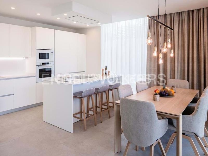 Foto 76b86ee0-19a5-4f92-ae50-4dd36defee8e. Maison avec parking piscine dans La Caldera Adeje