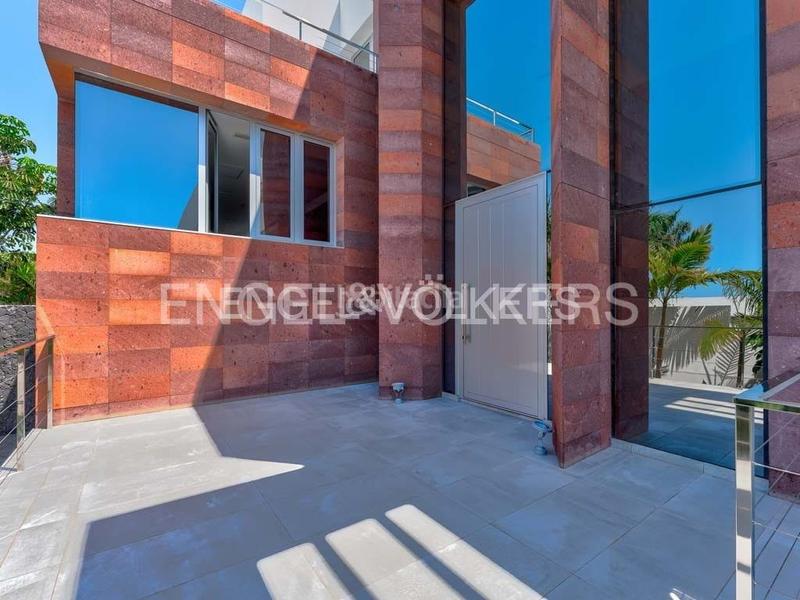 Foto f30ecdd3-9344-4eed-a865-755fa272fdba. Casa en La Caleta Adeje