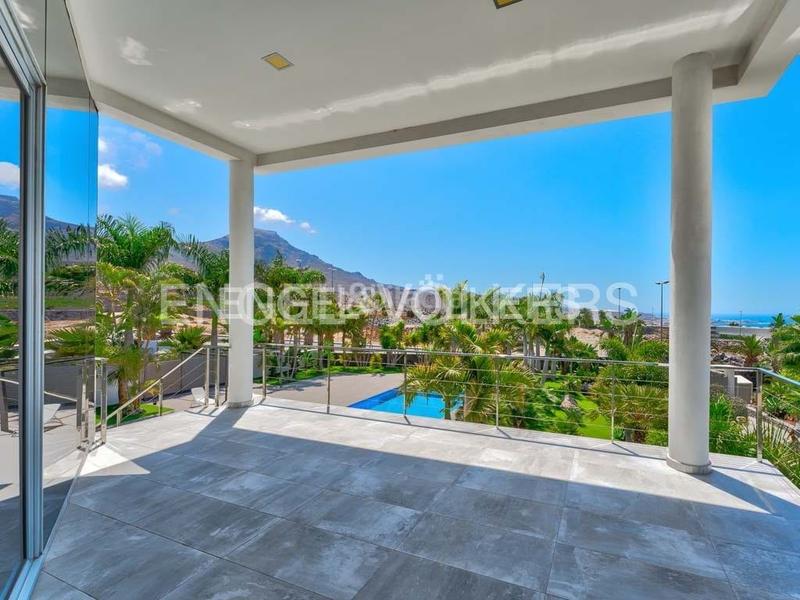 Foto 0ff29b0f-7d78-405a-9622-41df1b6fa250. Haus mit parking pool in La Caleta Adeje