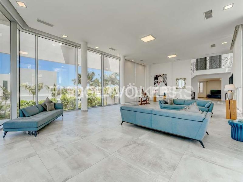 Foto afa7d636-f2d1-474b-922c-851c64a2e03a. Haus mit parking pool in La Caleta Adeje