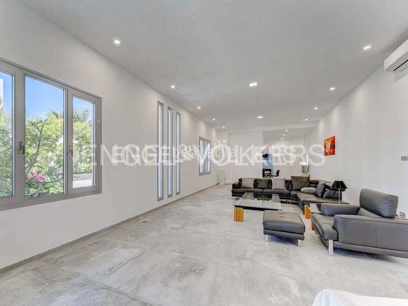 Foto 8c11731b-de02-4e48-92a9-fb8e33d4fd59. House with parking pool in La Caleta Adeje