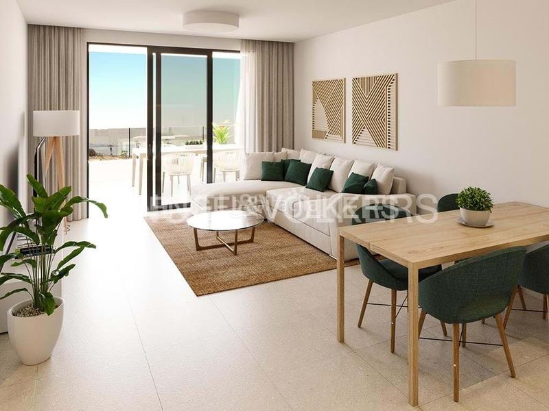 Foto ee930aa4-84d5-4ecc-a3c0-2e0b0f7da1c9. Appartamento con piscina in Playa Fañabé Alto Adeje