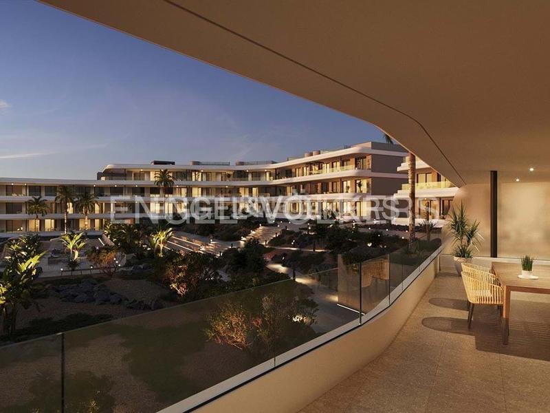 Foto b959e0af-cbb7-4dd6-ac1c-0abe3e2f2662. Pis amb piscina a Playa Fañabé Alto Adeje