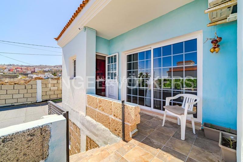 Foto bb05859f-e175-4a8c-b1e2-2f9c84f73d30. Casa con piscina in Granadilla de Abona ciudad Granadilla de Abona