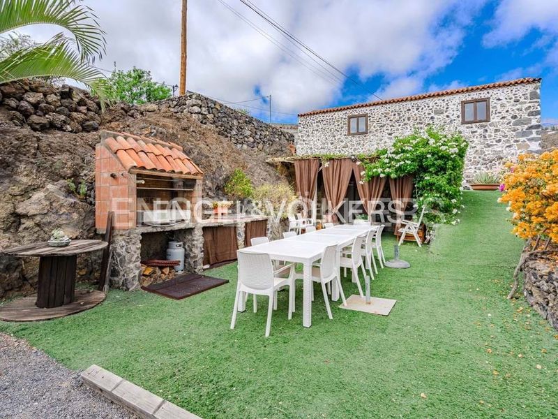 Foto 5fa3597b-8137-4147-80b0-aa98a247f986. Casa a Guía de Isora interior Guía de Isora