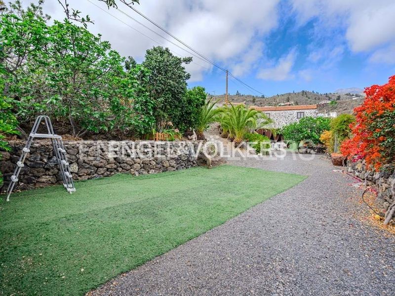 Foto b3f932e0-5132-472a-968f-f4f0e7cf551a. Casa a Guía de Isora interior Guía de Isora
