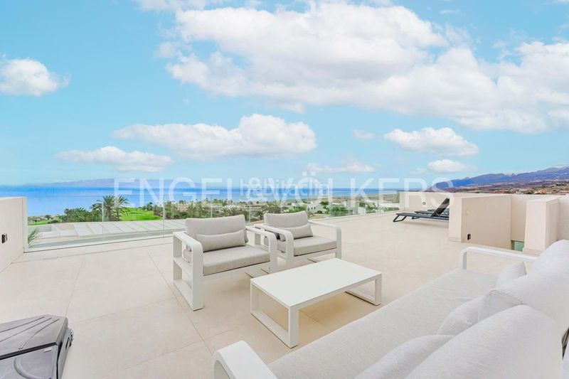 Foto c7e03d05-944b-42b3-8947-177021ad4bb1. Casa amb aparcament piscina a Abama Guía de Isora