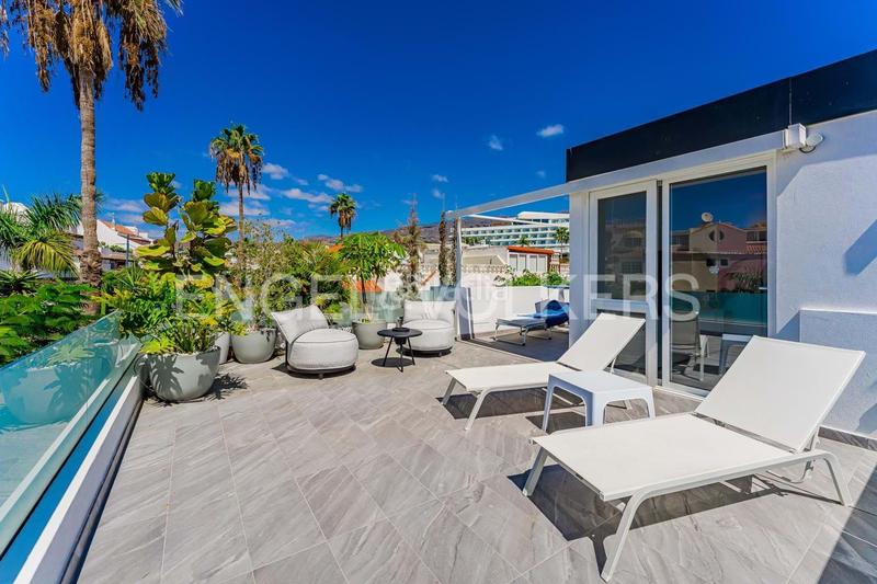 Foto 973601b4-eee4-4ea3-9d0d-992fc5d0dbf5. Casa in La Caleta Adeje