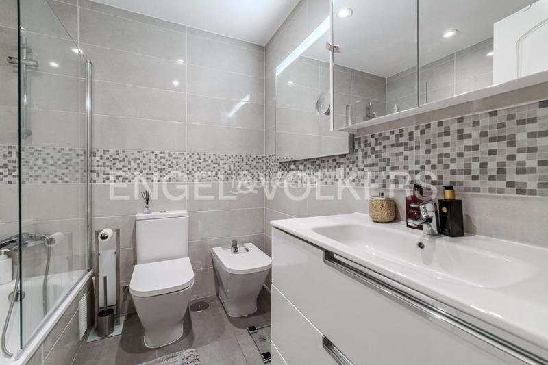 Foto 10b3dd20-38aa-4951-8c15-762bb07b3724. Appartement avec piscine dans Playa Fañabé Alto Adeje