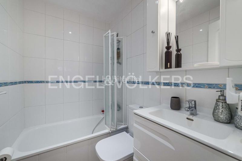 Foto ed5fcfbb-9ff1-4d67-a723-5759aa54e4bd. Pis amb piscina a Playa Fañabé Alto Adeje