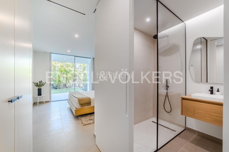 Foto dfb041ae-ab2b-4014-80ac-69549ada2b39. Casa amb aparcament piscina a Abama Guía de Isora