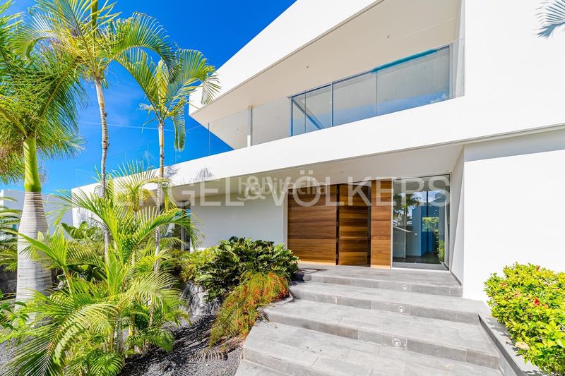 Foto fe36f1a0-0ff6-4bad-9947-d0e386f76ee3. Casa amb aparcament piscina a Abama Guía de Isora