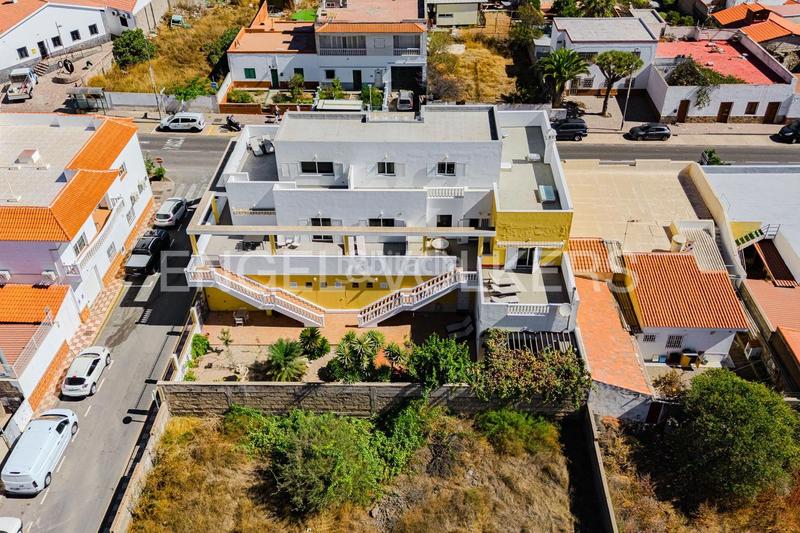 Foto 85fccac1-2d6e-48e9-938f-40dd930cb47d. Casa amb aparcament a Santiago del Teide pueblo Santiago del Teide