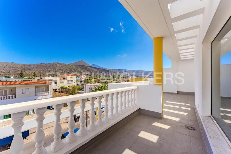 Foto cc36669e-3f5e-4d75-8d4b-1961c7a5368f. Casa amb aparcament a Santiago del Teide pueblo Santiago del Teide