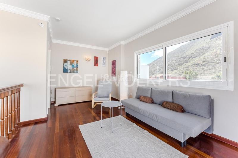 Foto 239a2d7f-37b2-4e1b-be7f-51cfdab09c81. House with parking in Santiago del Teide pueblo Santiago del Teide