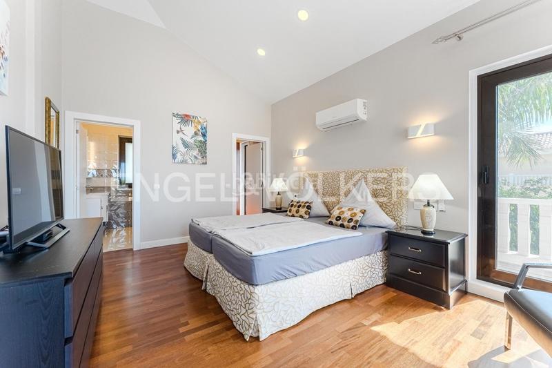 Foto eddca6d4-a26f-4af8-8dd5-754b9c646c5f. House with pool in Torviscas Centro y Alto Adeje