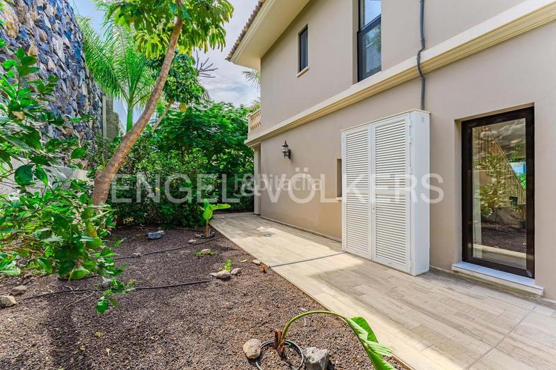 Foto 3bca659a-3d16-4731-8a7c-91bff4119477. Maison avec piscine dans Torviscas Centro y Alto Adeje