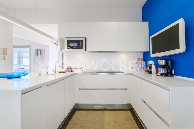 Foto 1ac41d3f-c5c9-4782-a61f-810f54692362. Casa amb piscina a Torviscas Centro y Alto Adeje