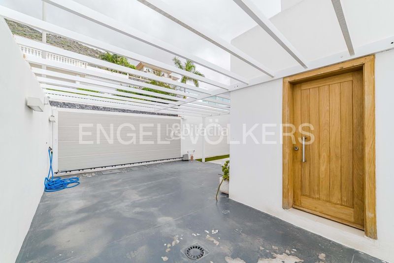 Foto 59eedb2a-b2f2-4875-ba01-ce565a498bc3. Casa amb piscina a Torviscas Centro y Alto Adeje