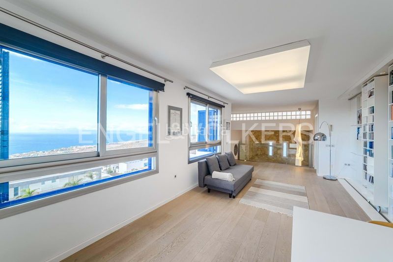 Foto 6f455132-e00b-45e6-b370-ec3fe6690177. Casa amb piscina a Torviscas Centro y Alto Adeje