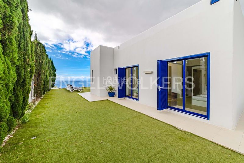 Foto cfc7f206-cdaf-4dee-a7e3-fdc433f7d05f. Casa amb piscina a Torviscas Centro y Alto Adeje