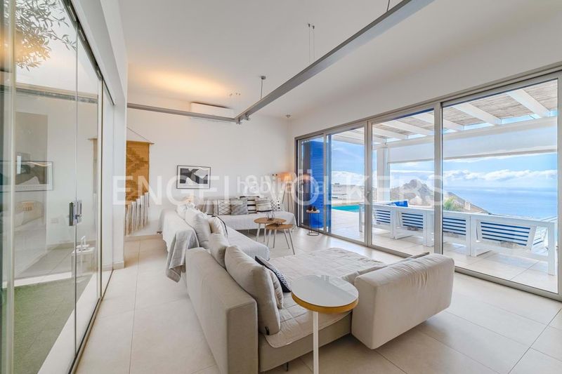 Foto d59a068c-8dbb-4d5f-b92e-a601914c65ea. Casa amb piscina a Torviscas Centro y Alto Adeje