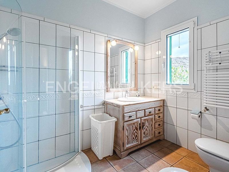 Foto c5077edf-acdb-4fd6-9a65-ce74e2791bb8. Casa amb aparcament piscina a Alcalá Guía de Isora