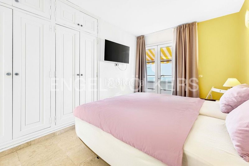 Foto 43422d33-ecad-41c3-aa2f-79a5f523f351. Casa amb piscina a Callao Salvaje - Playa Paraíso Adeje