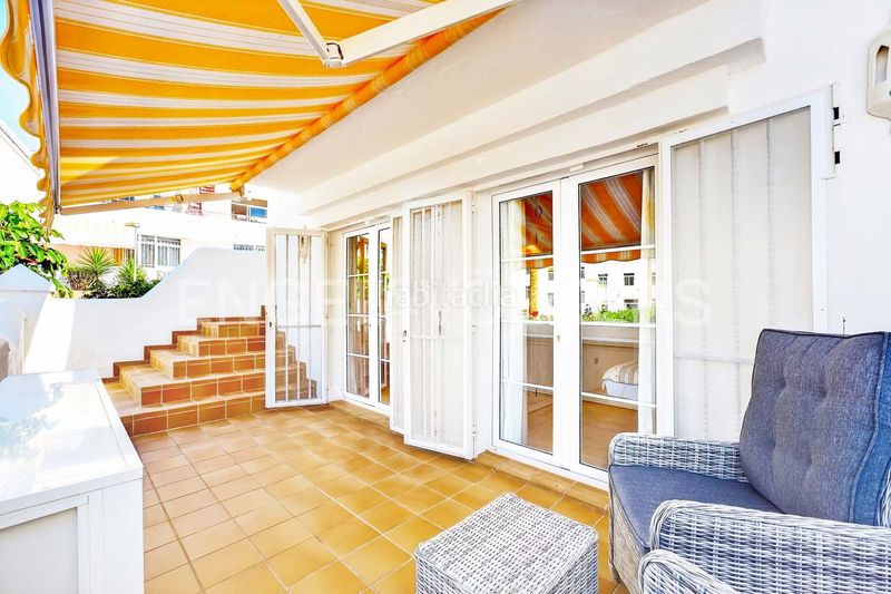 Foto bd3f688e-3c3c-432e-a470-56a2ea20b809. Casa amb piscina a Callao Salvaje - Playa Paraíso Adeje