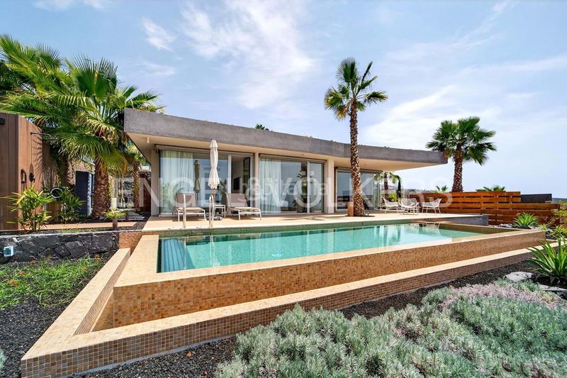 Foto d8641b3a-f847-4487-9490-e6cbc8ba8822. Casa amb aparcament piscina a Abama Guía de Isora