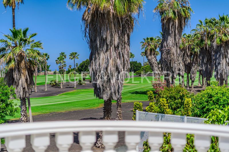 Foto ec557074-1dd1-47d1-a567-7ff84a876be3. Haus mit parking pool in La Caleta Adeje