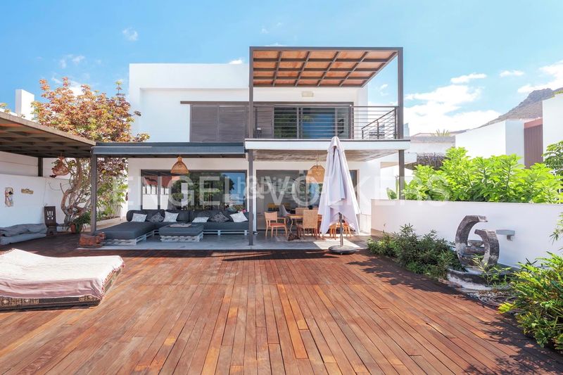 Foto de6d67c8-2540-4940-bf16-9b82ab73cb29. Casa amb aparcament piscina a Playa Fañabé Alto Adeje