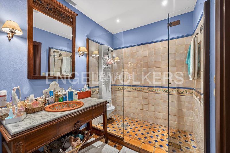 Foto bd78a724-9ddf-46a2-be9f-f91d952fa6a7. Casa amb aparcament piscina a Casco Urbano Adeje