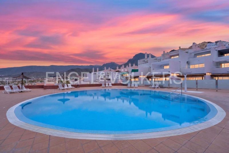 Foto cf792269-acaa-4d03-9354-7439f03ab5bb. Pis amb piscina a Torviscas Centro y Alto Adeje