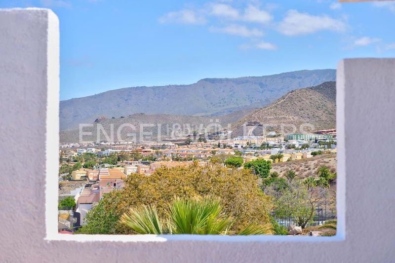 Foto df49a0a7-3578-4249-8f05-e0187d2e88ab. Pis amb piscina a Torviscas Centro y Alto Adeje