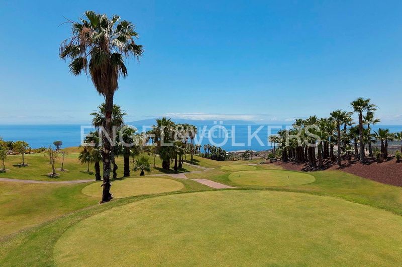 Foto daef8f3d-bf7f-43de-a604-1b6ab7526c0d. Pis a Abama Guía de Isora