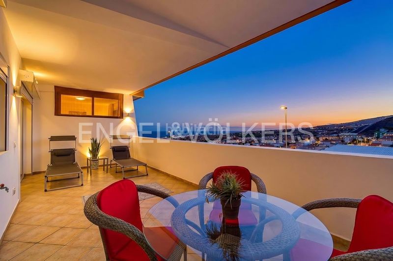 Foto a12a0ee6-7c7a-4da1-9195-997fef41affd. Pis amb piscina a Playa Fañabé Alto Adeje