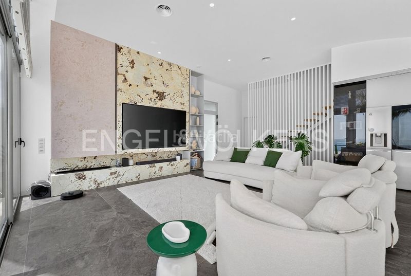 Foto 657d7276-6162-47a2-8add-9b0cbc75e178. Casa amb aparcament piscina a Torviscas Centro y Alto Adeje