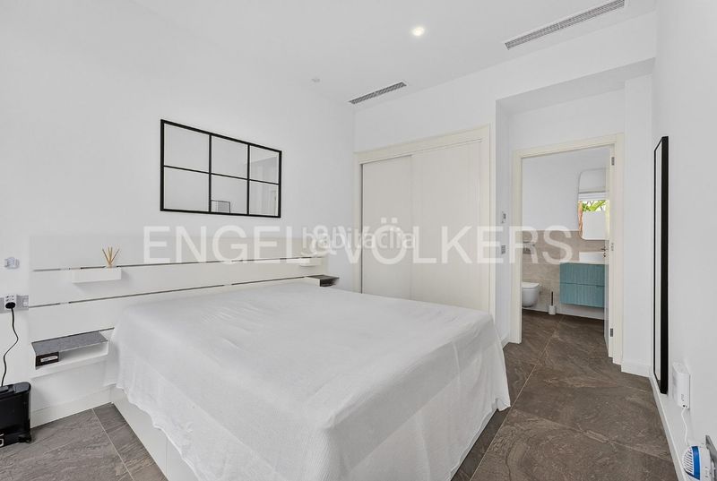 Foto a8da8933-1281-4bf3-9675-a8b983bbc78f. Casa amb aparcament piscina a Torviscas Centro y Alto Adeje