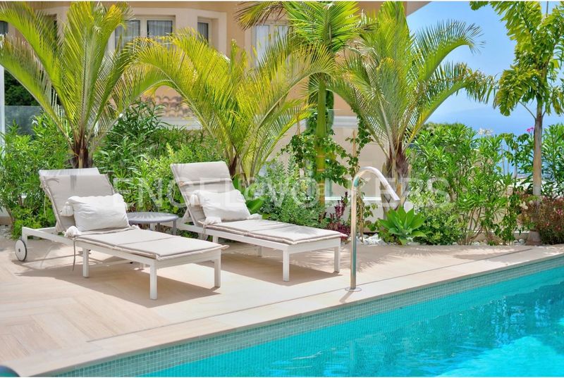 Foto c4a816e9-7d77-4225-8787-3a59b937308b. Casa amb aparcament piscina a Torviscas Centro y Alto Adeje