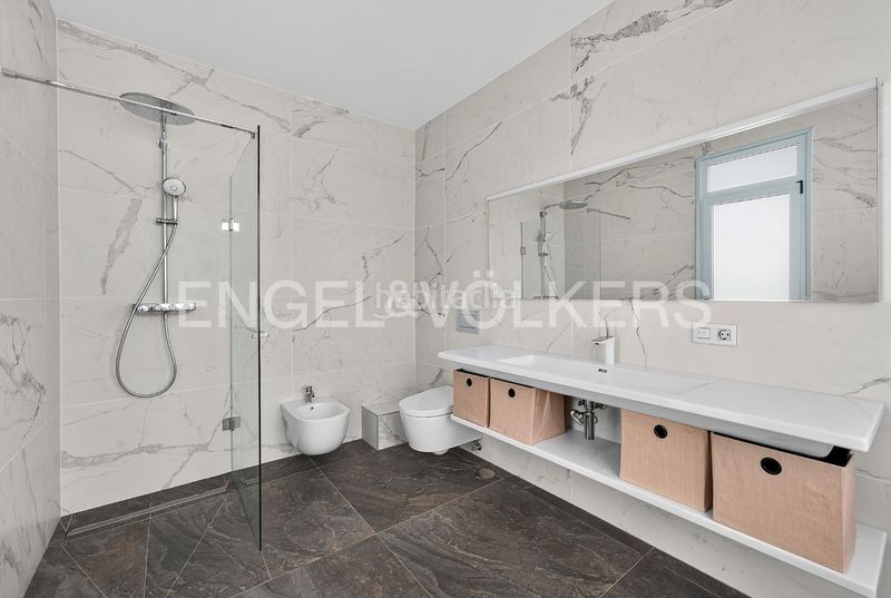 Foto cc8cfb90-8c79-4d3c-92de-8d3664d595b0. Casa amb aparcament piscina a Torviscas Centro y Alto Adeje