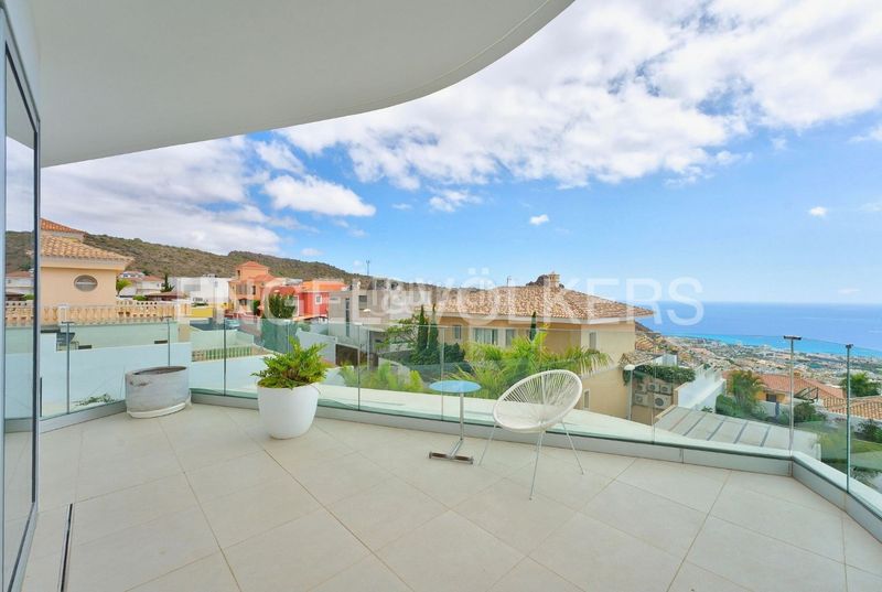 Foto ec0ea88c-0ec7-4b38-ac71-4254858afc1b. Casa amb aparcament piscina a Torviscas Centro y Alto Adeje