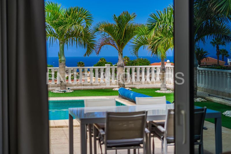 Foto 8b7b2236-86f4-4d94-ad65-9adaa6a2988a. Casa en Callao Salvaje - Playa Paraíso Adeje