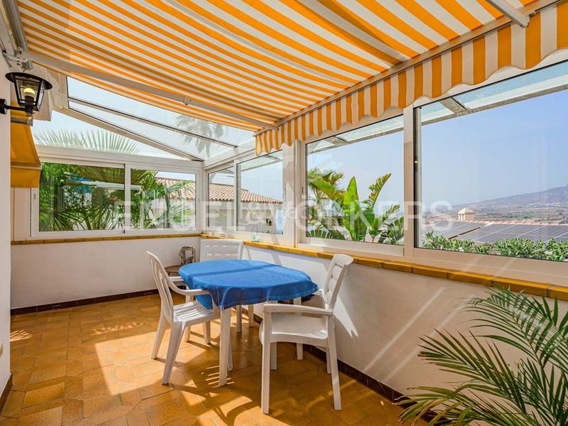Foto 0f282fbc-2605-487f-ba9c-8554e5842e55. Casa en San Eugenio Alto Adeje