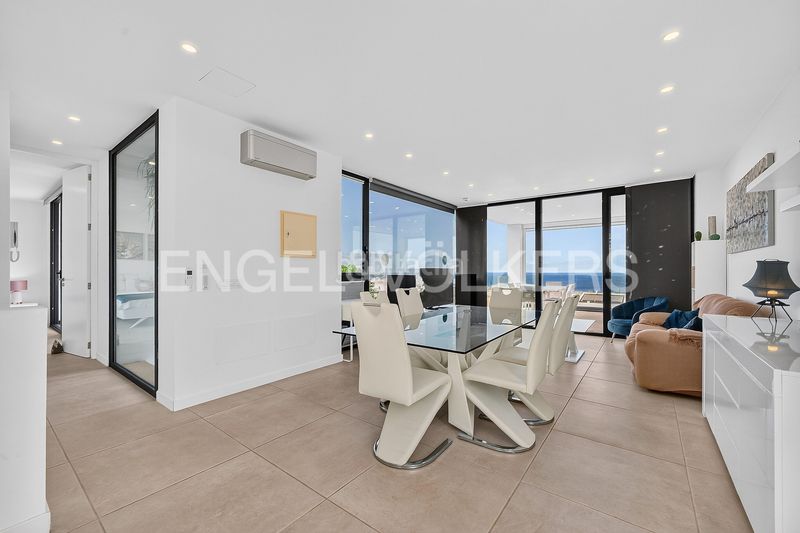 Foto f21f1cf1-f25f-43cf-b899-92d64c0340ca. Haus mit pool in Playa Fañabé Alto Adeje