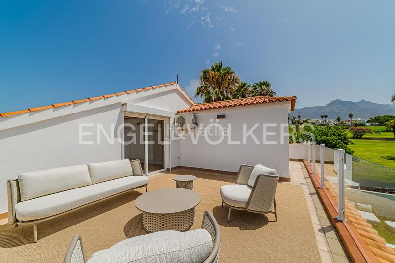 Foto 4c5c3335-5676-411c-b0b5-7e7f9fcf1234. Haus mit parking pool in La Caleta Adeje