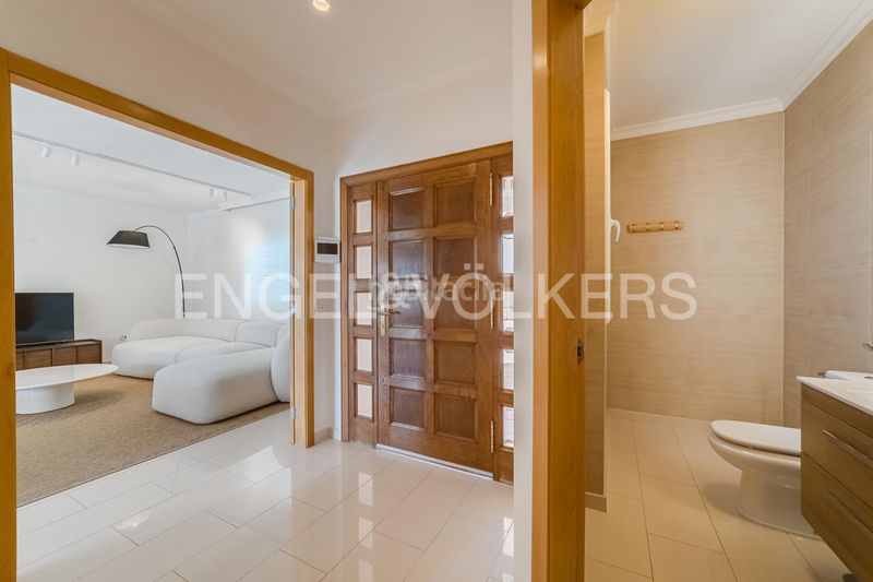 Foto 4ed949b6-b21f-4b77-adc7-e937123e86bb. Haus mit parking pool in La Caleta Adeje