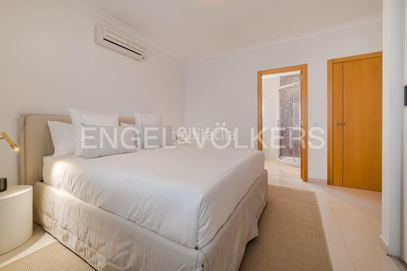 Foto 5e25dd48-ba77-4d8b-99b2-eac388f12423. Haus mit parking pool in La Caleta Adeje